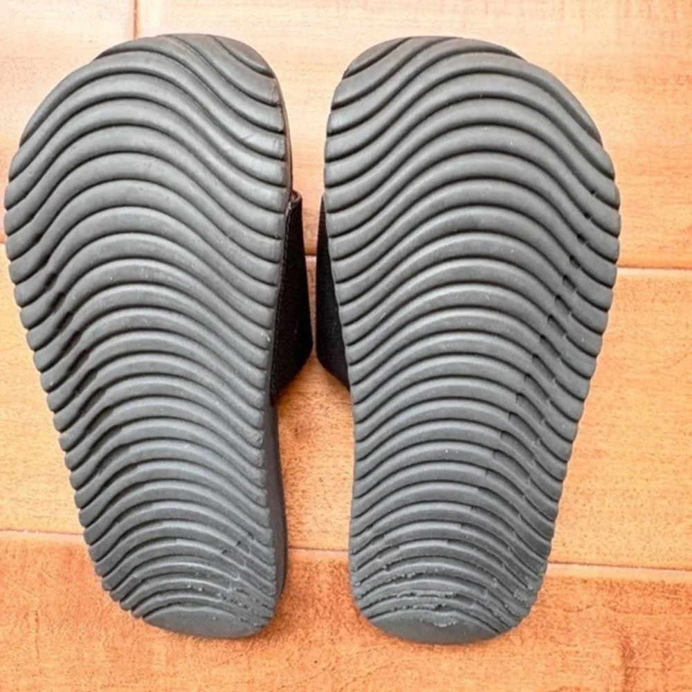 Nike Kawa Shower Slide‎ Sandals Boys 2Y Black 819352-001